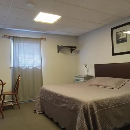 Hickory Shades Motel-3