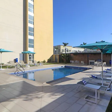 City Express By Marriott Rosarito-3