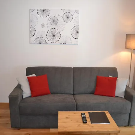 Residence Post-2