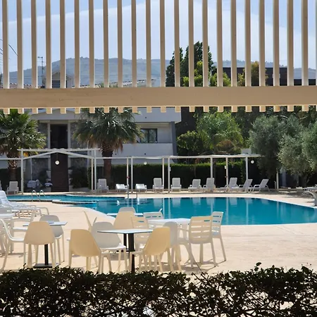 Suite Hotel Dominicus-3