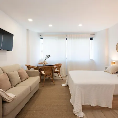 Aparthotel Centric-3