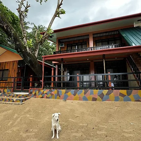 Fabregas Beach Cottages-2