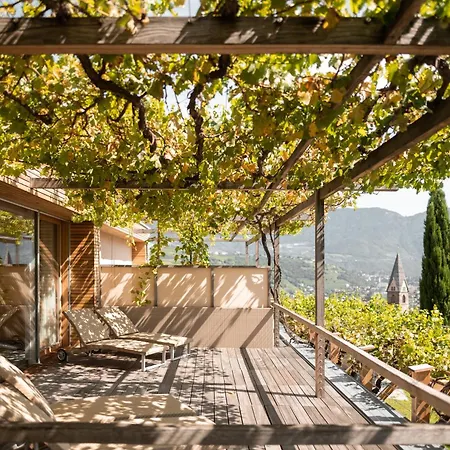 Pergola Residence-3