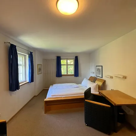 Pilgerhof und Rebmannshof-3