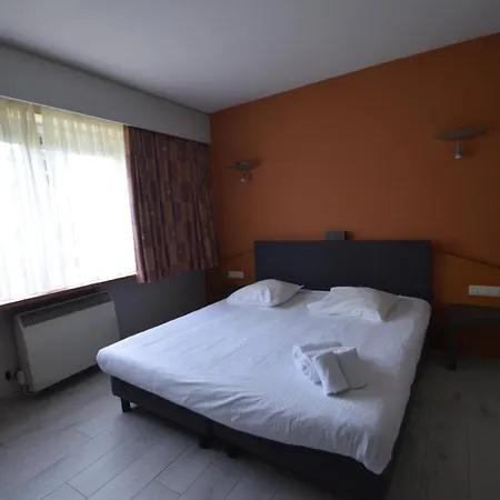 Sleep & Go Brussels Expo Hotel-2