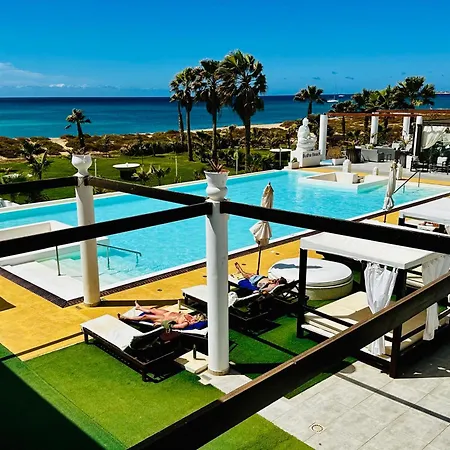 Hotel LIVVO Budha Beach-2