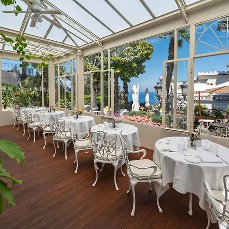Luxury Villa Excelsior Parco-3