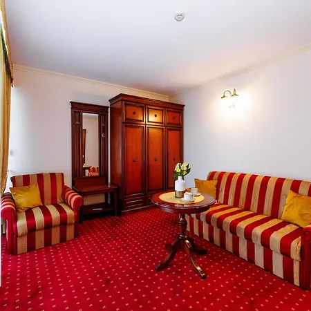 Hotel Savoy-2