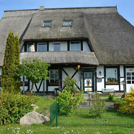 Reethäuser auf Rügen-3