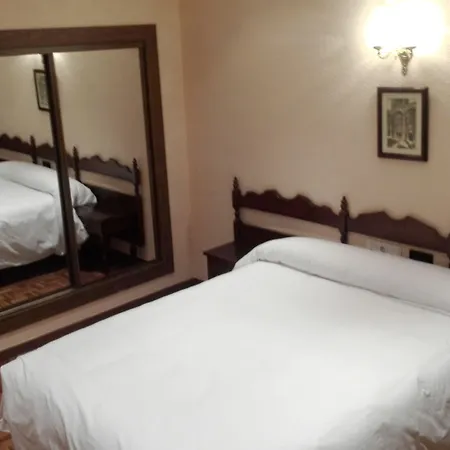 Hotel Castellano Centro-3