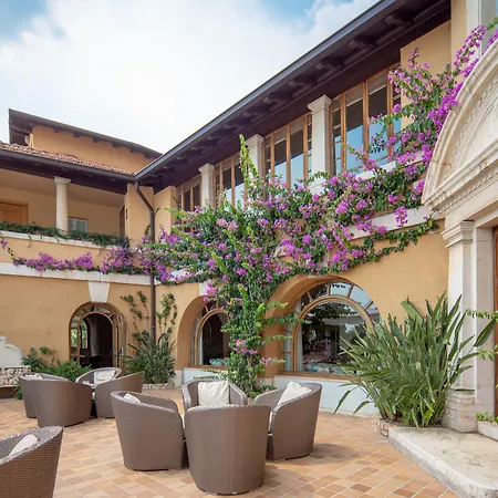 Hotel Villa Del Sogno-2