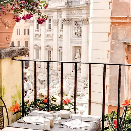 Relais Fontana Di Trevi Hotel-2