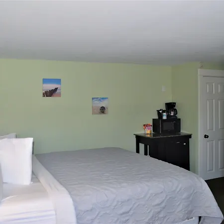 Beachfront Manor Hotel-2