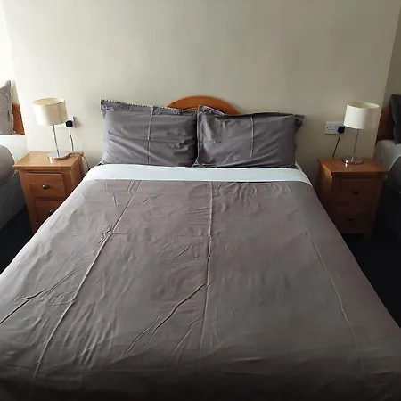 Parkway Guesthouse-3