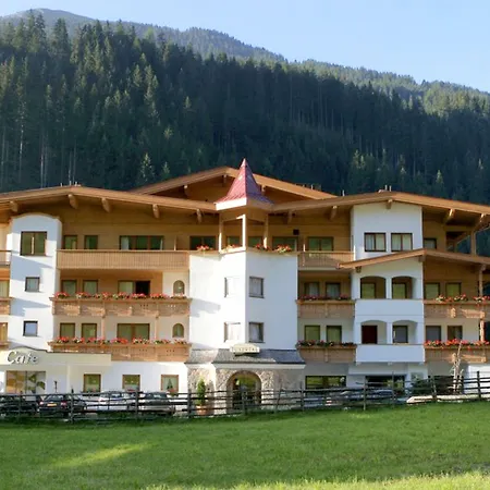 Natur- & Wanderhotel Tuxertal-3