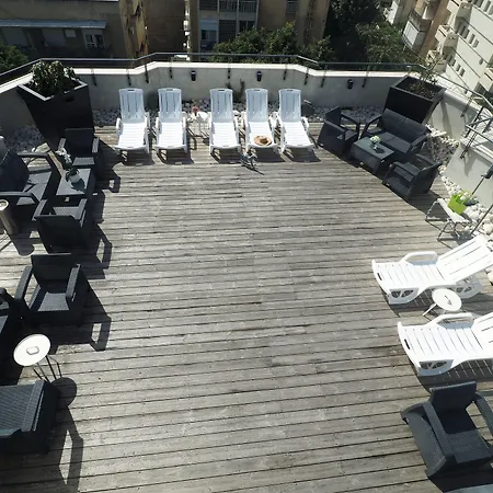 130 Rock Apartments-3