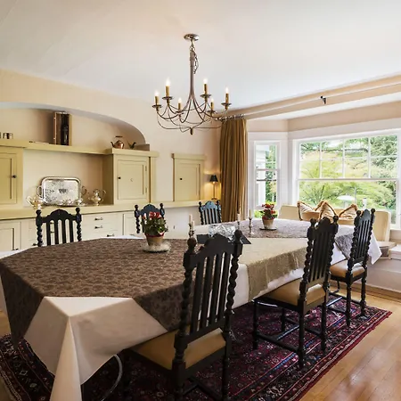 Thistledown House-3
