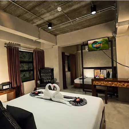 Thapae Loft-2