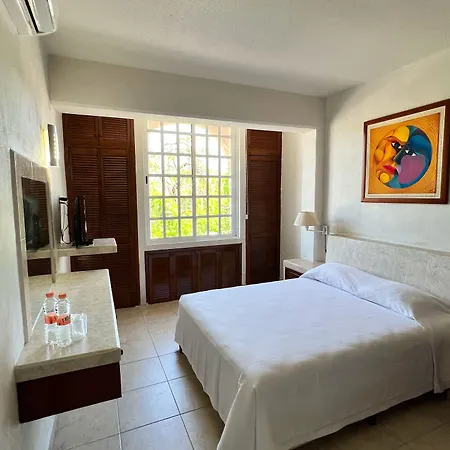 Hotel Cancun Handall-3