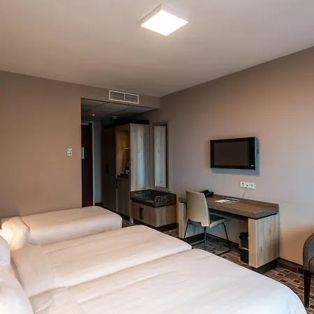 Xo Hotels Blue Square-3