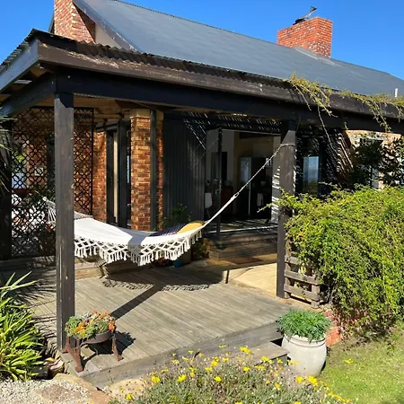 Narnia Guest House-3