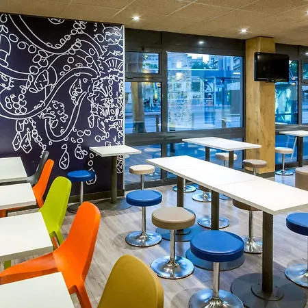 Ibis Budget Marseille Timone-2