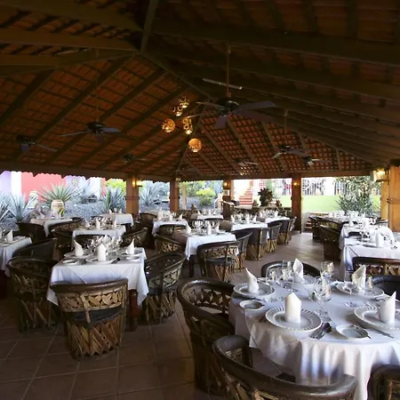 Decameron Los Cocos Guayabitos, Ramada All-Inclusive Resort-2