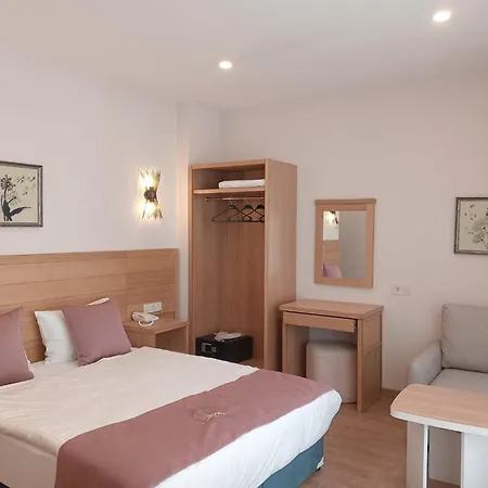 Vera Life Hotel-3