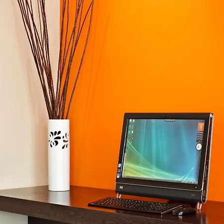 Ibis Dubai Al Rigga-3
