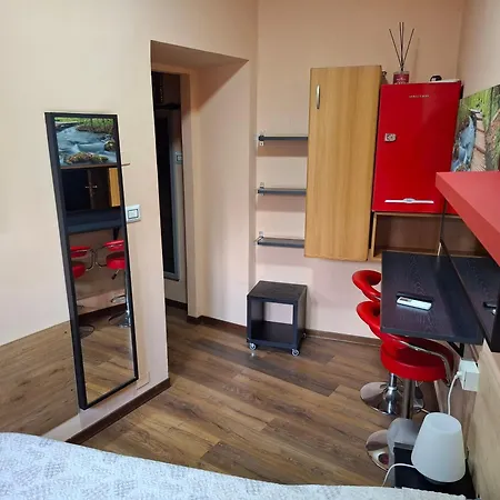 Gina B&B-2
