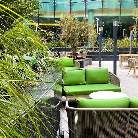 Al Khoory Sky Garden Hotel-3
