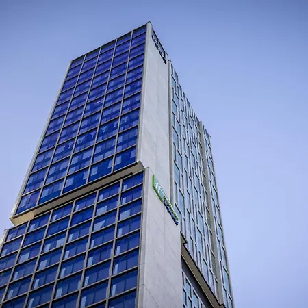 Holiday Inn Express Auckland City Centre By Ihg-3
