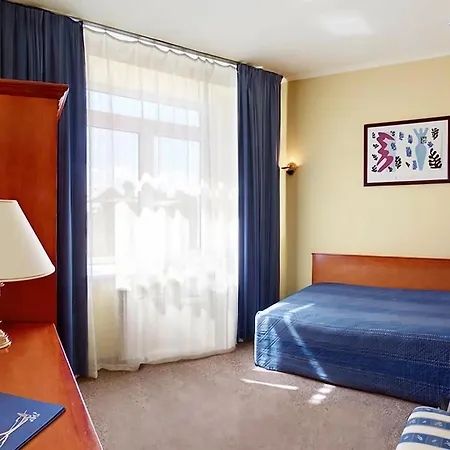 Готель Дніпро Dnipro Hotel-3