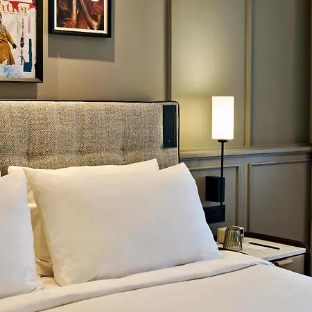 Radisson Blu Hotel, London Bond Street-3