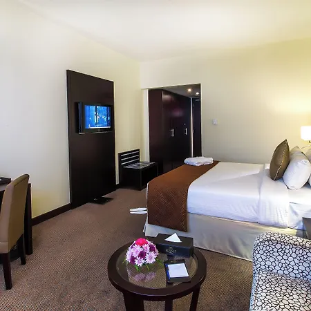 Landmark Summit Hotel-2