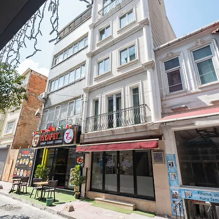 Ten Rooms Istanbul Hotel (Adults Only)-3