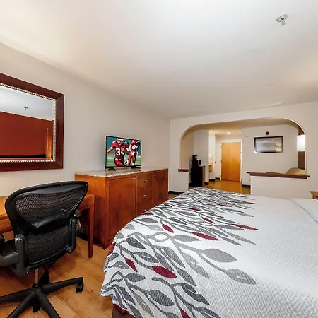 Red Roof Inn & Suites Biloxi - Ocean Springs-2