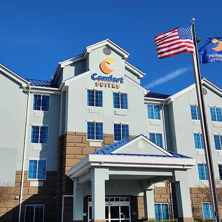 Comfort Suites New Orleans East-3