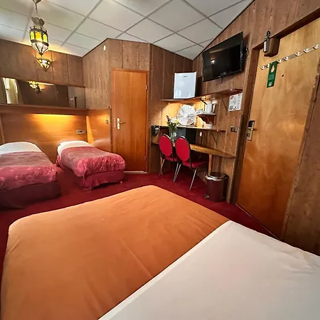 Nadia Hotel-3