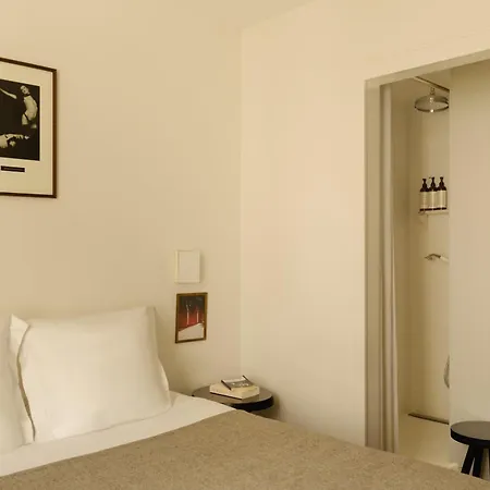 Le Pigalle, A Member Of Design Hotels-3