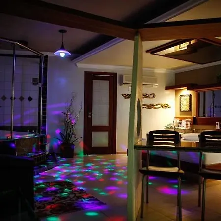 Bali Motel (Adults Only)-3