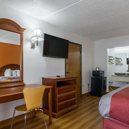 Motel 6 Waycross-2