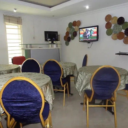 Theodawn Hotels @ Suite 29-3