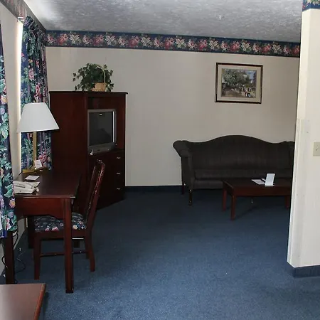 Days Inn By Wyndham Grayling-2