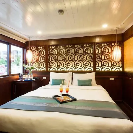 Bhaya Classic Cruises-3