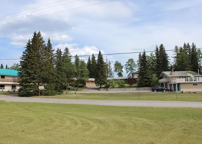 Pines Motel