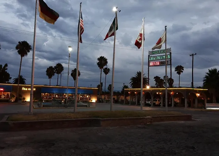 Hotel Las Palmas Midway Inn