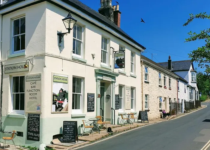 Station House, Dartmoor And Coast Located, Village Centre Hotel