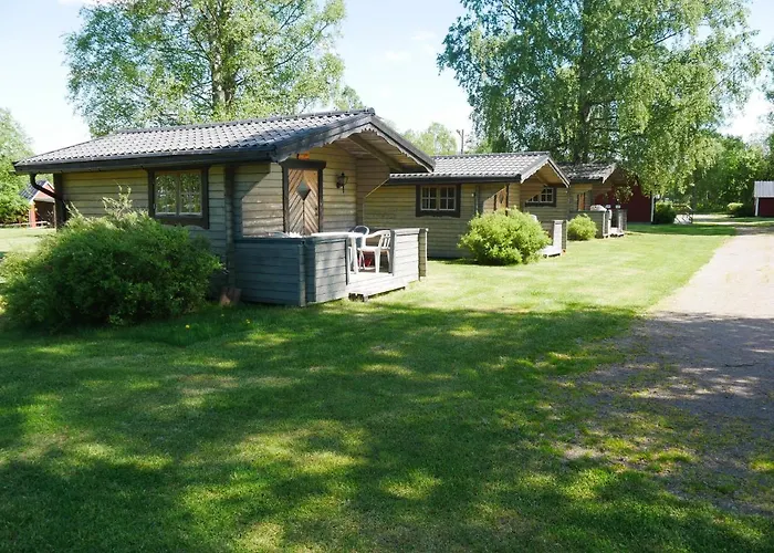 Byns Camping And Canoe Tours