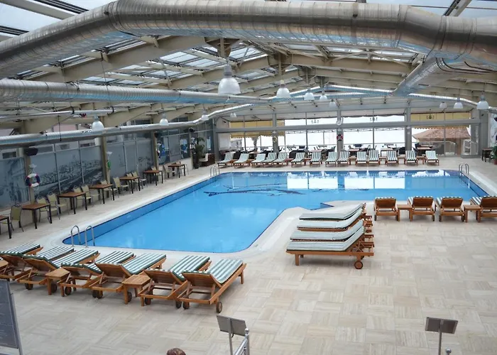 Kumburgaz Blue World Hotel